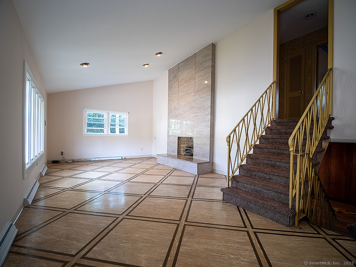 32 Lawncrest Road, New Haven, Connecticut image 7