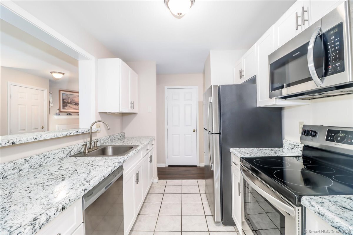 20 E Pembroke Road #36, Danbury, Connecticut image 14
