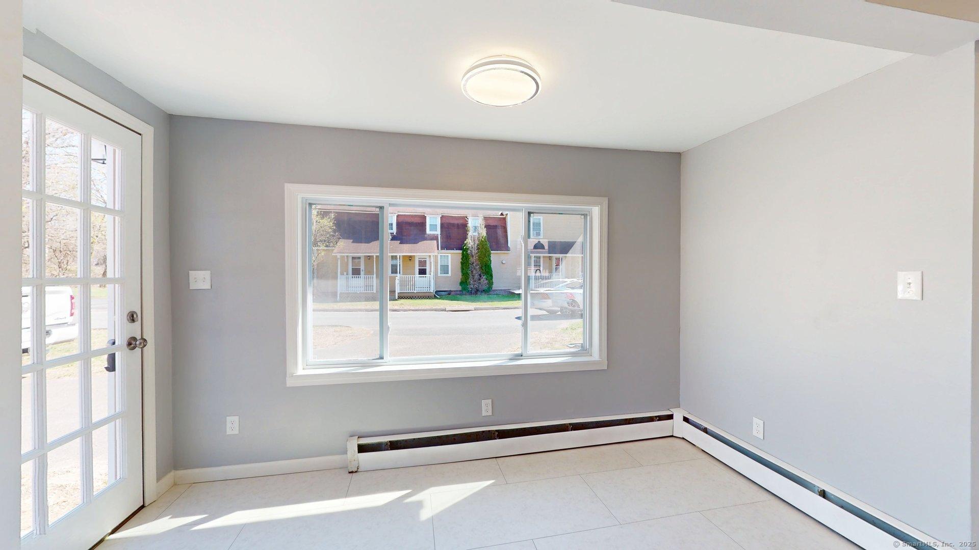 102 S Water Street, East Windsor, Connecticut image 11