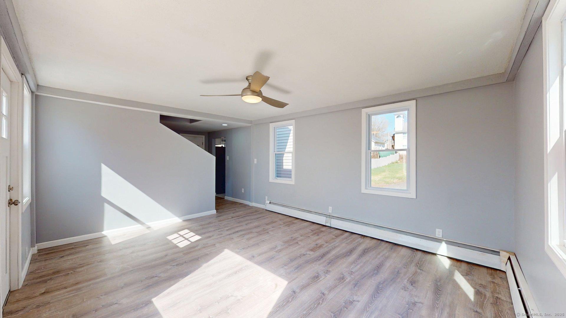 102 S Water Street, East Windsor, Connecticut image 13