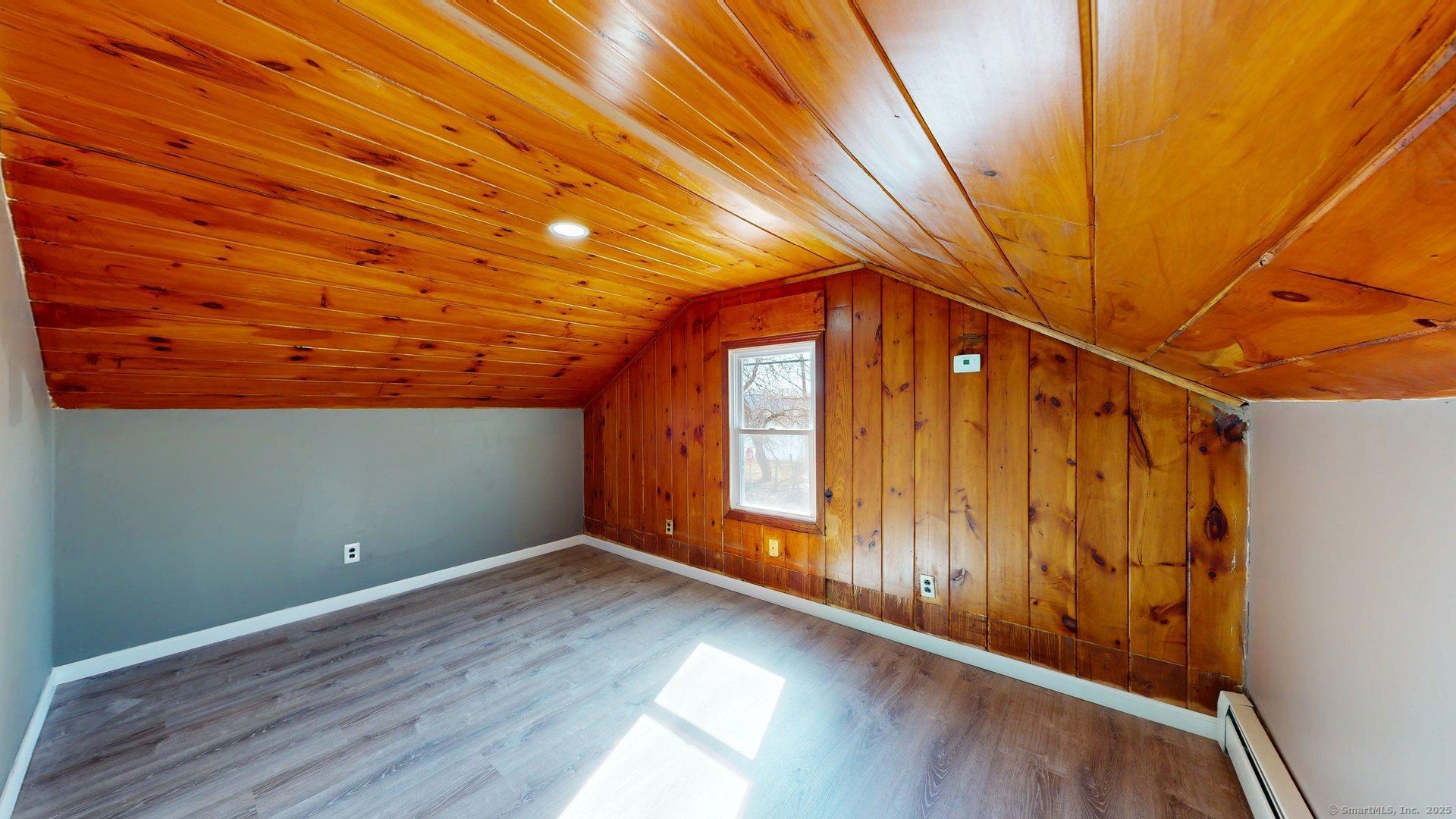 102 S Water Street, East Windsor, Connecticut image 27