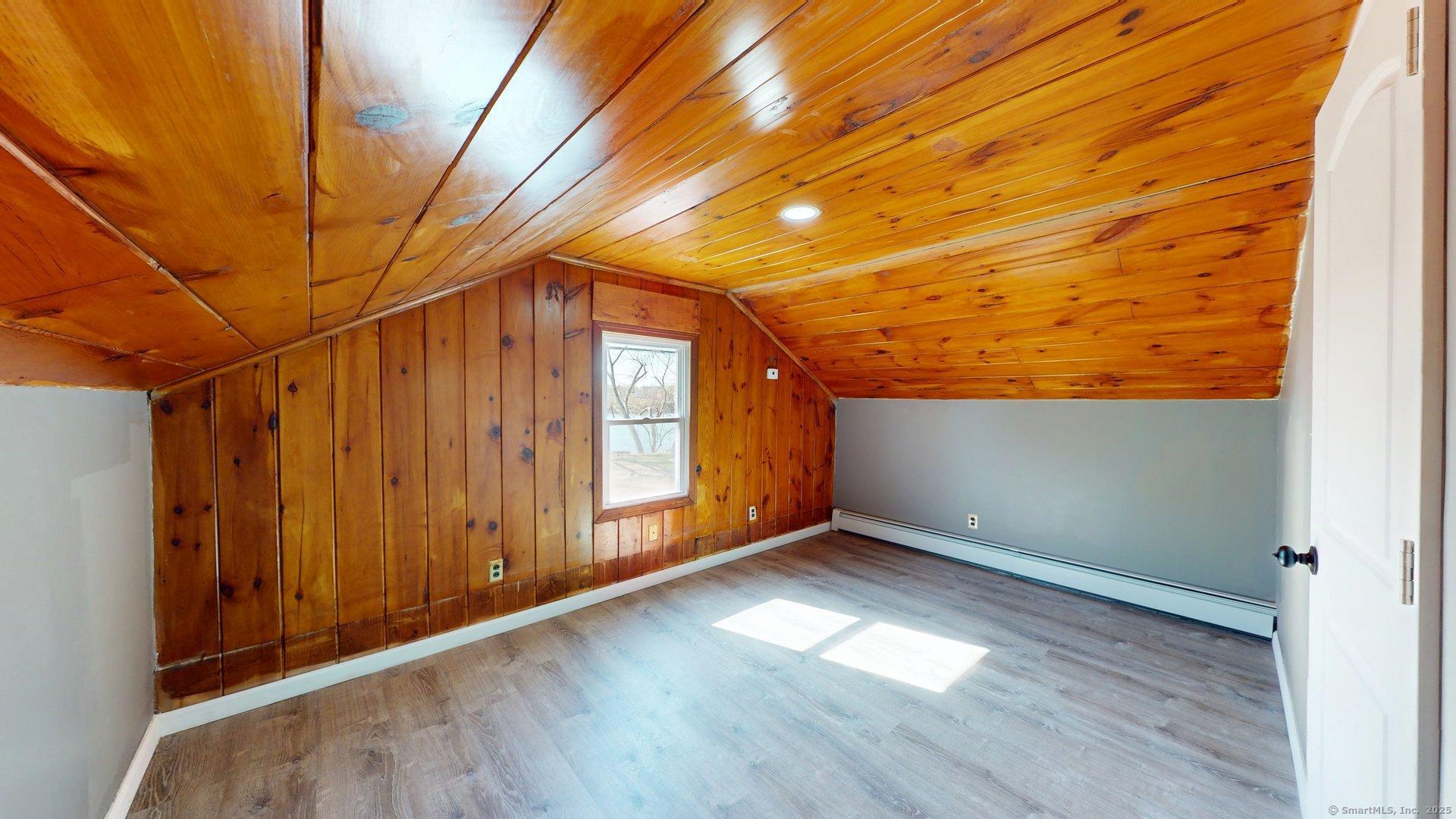 102 S Water Street, East Windsor, Connecticut image 28