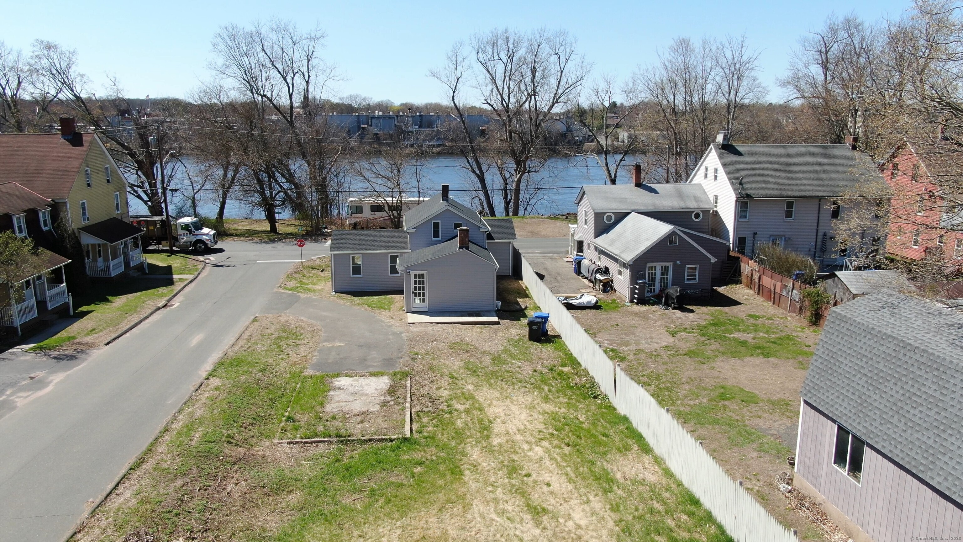 102 S Water Street, East Windsor, Connecticut image 34