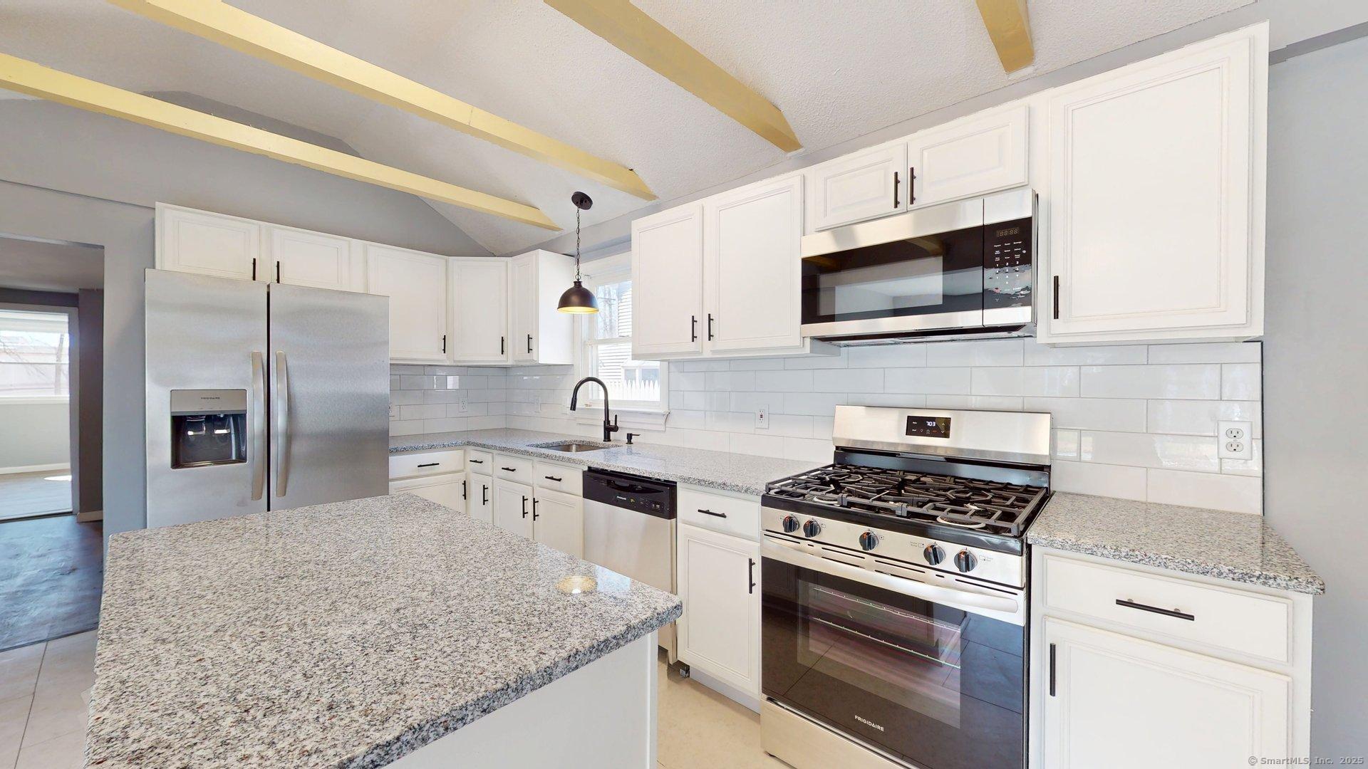 102 S Water Street, East Windsor, Connecticut image 3
