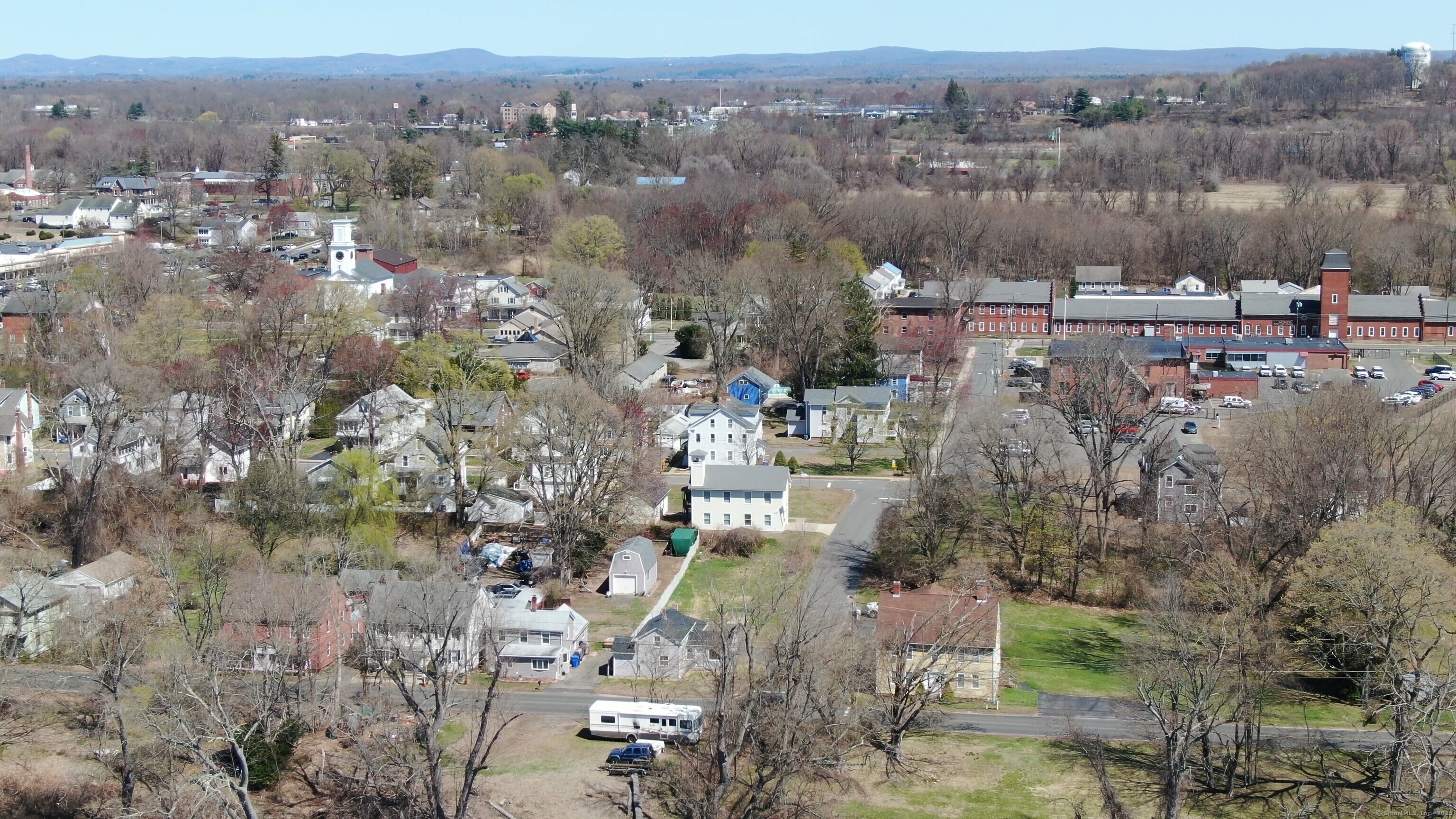 102 S Water Street, East Windsor, Connecticut image 37