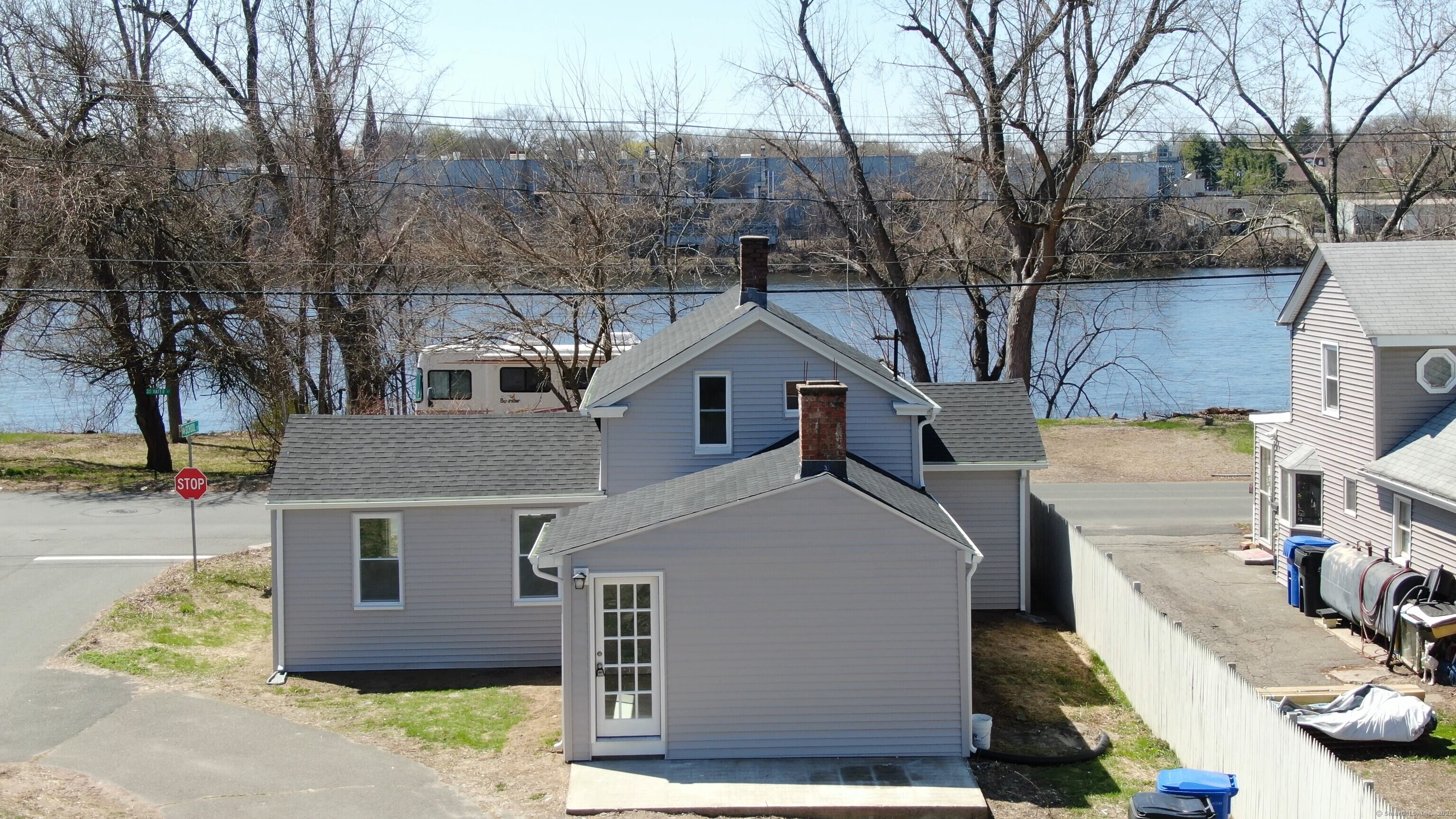 102 S Water Street, East Windsor, Connecticut image 32