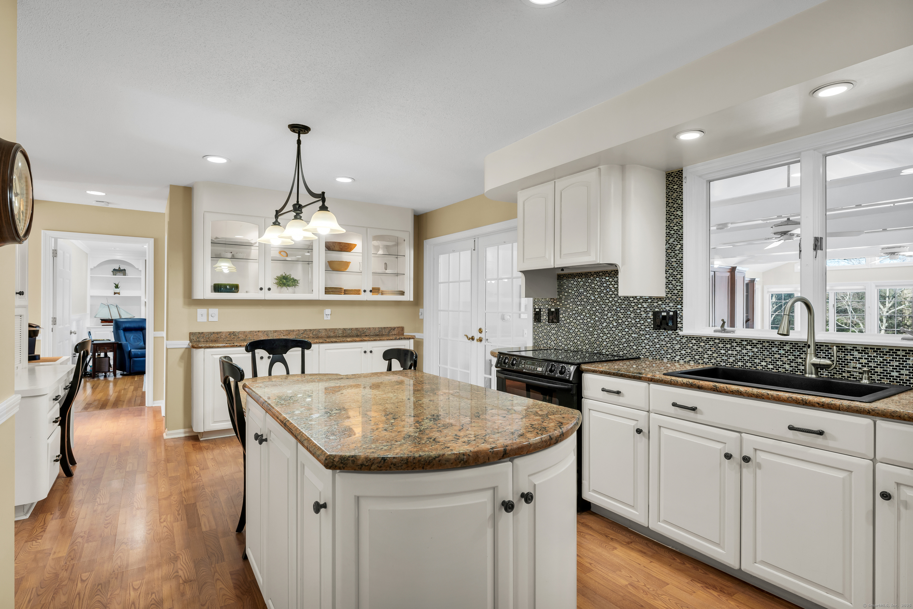 27 Lancelot Drive, North Haven, Connecticut image 16
