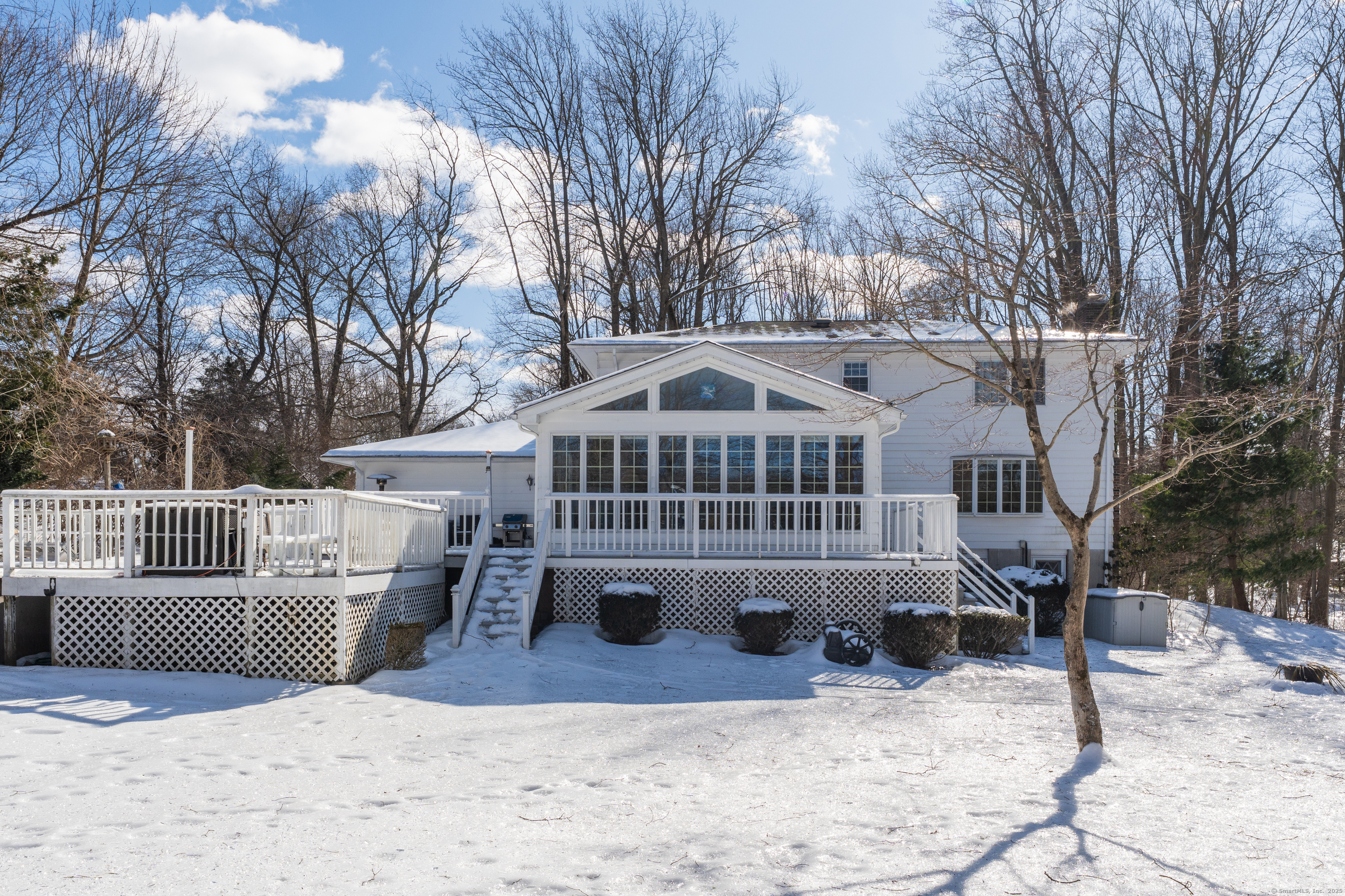 27 Lancelot Drive, North Haven, Connecticut image 36