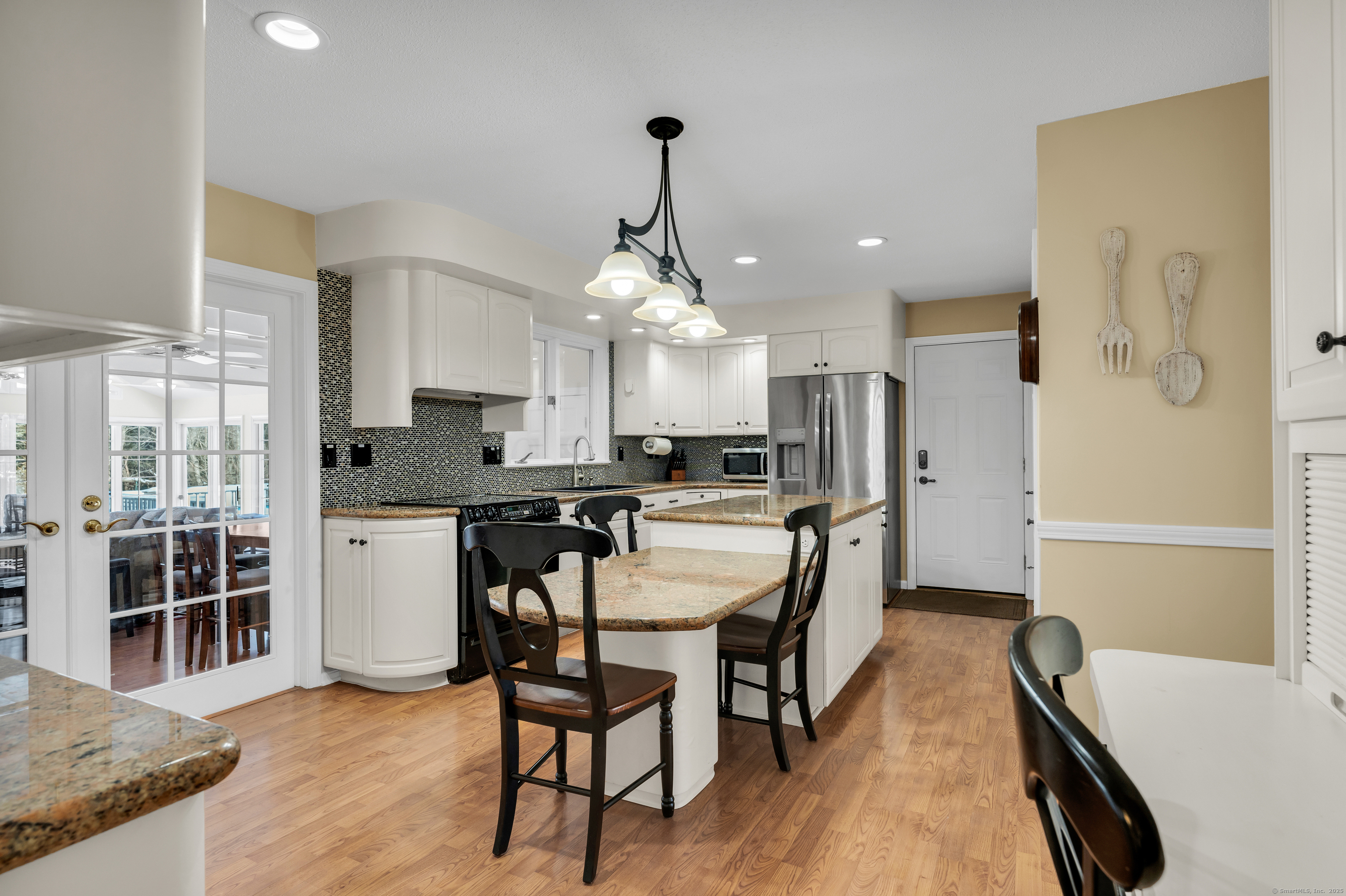 27 Lancelot Drive, North Haven, Connecticut image 14