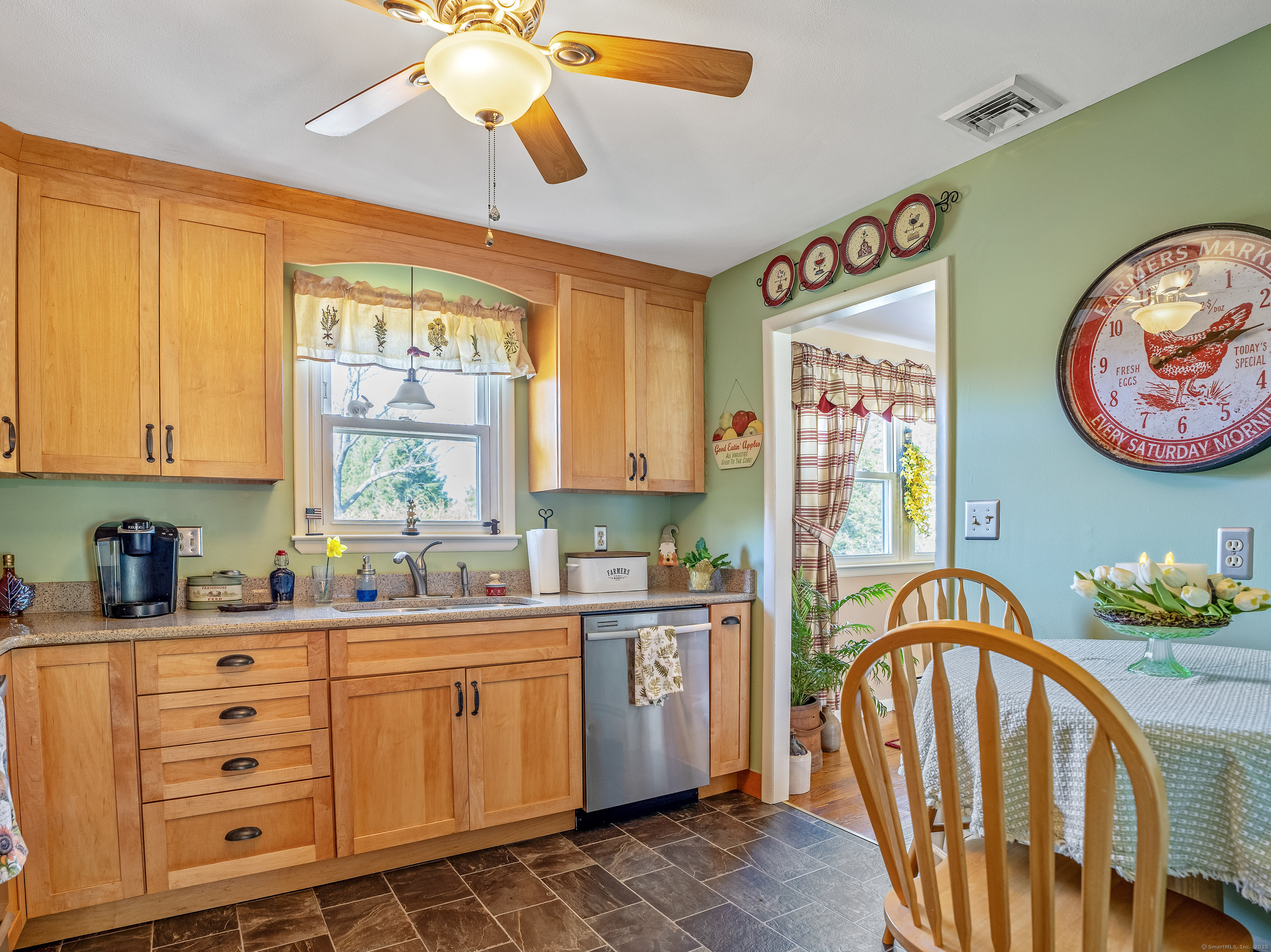72 Lockwood Drive, Watertown, Connecticut image 6