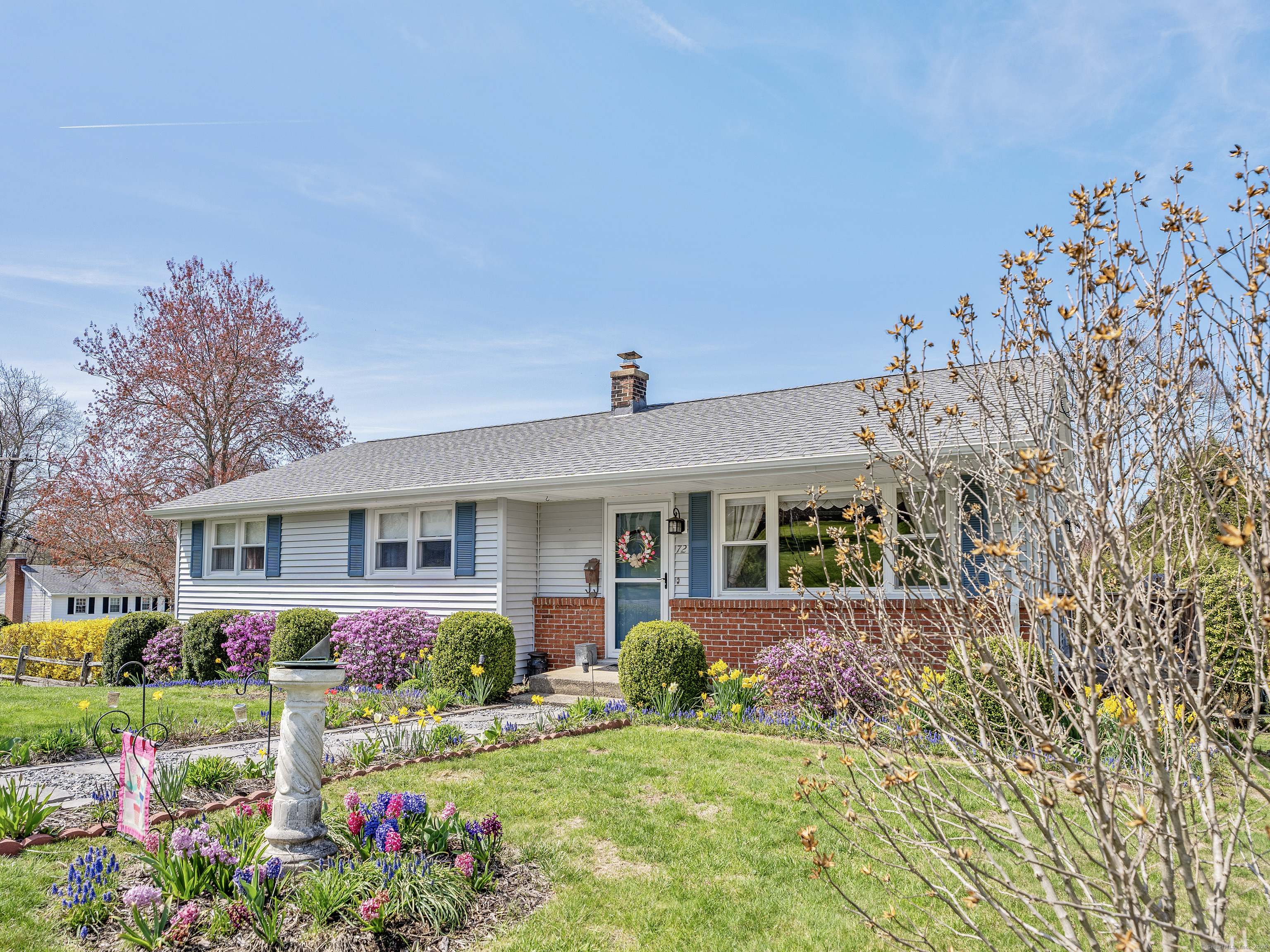 72 Lockwood Drive, Watertown, Connecticut image 2