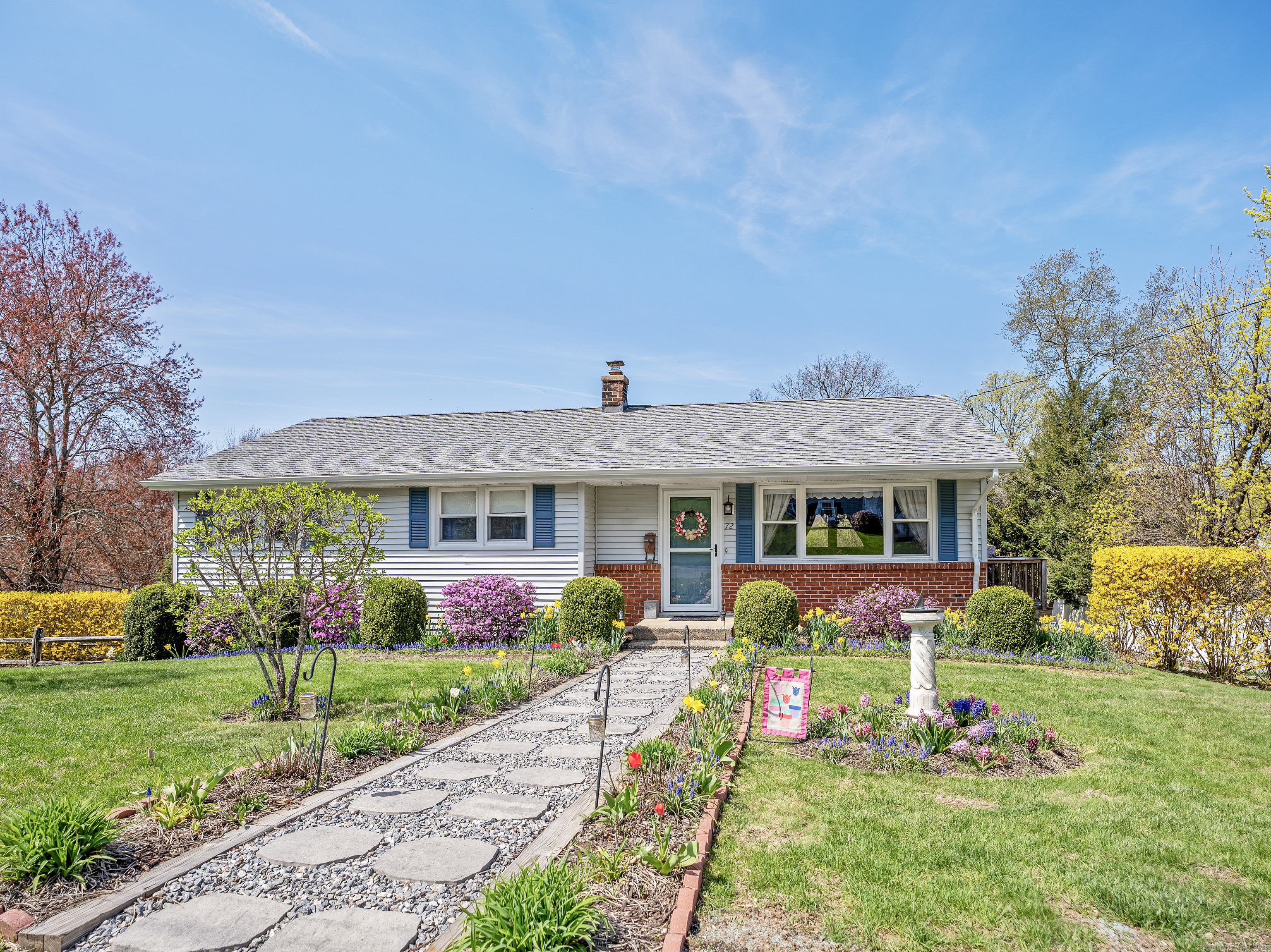 72 Lockwood Drive, Watertown, Connecticut image 4