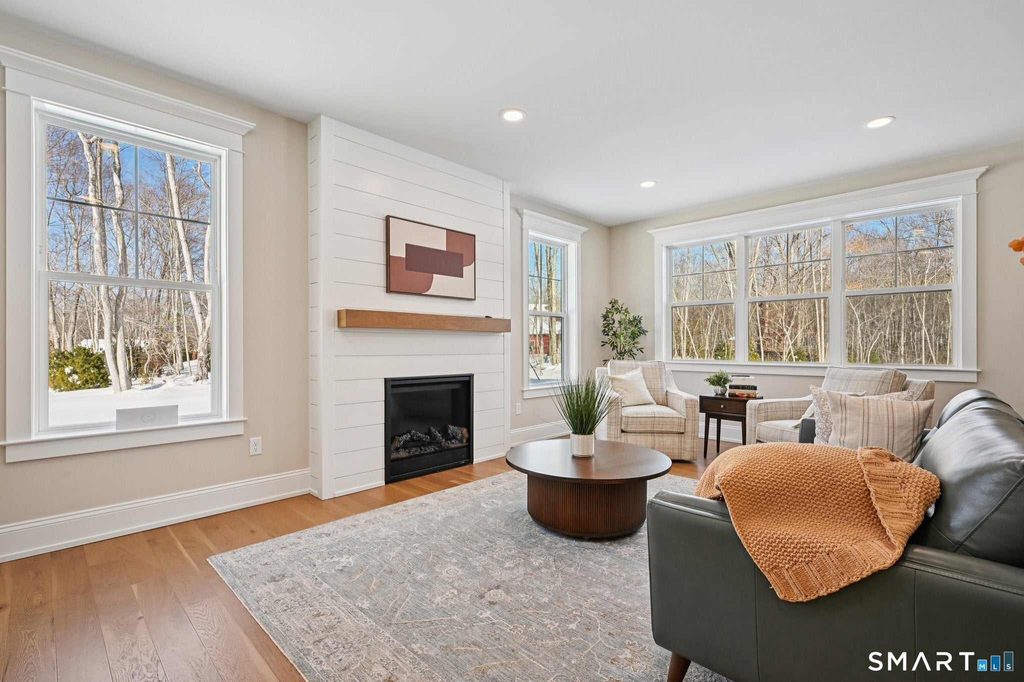 20 Twin Valley Road