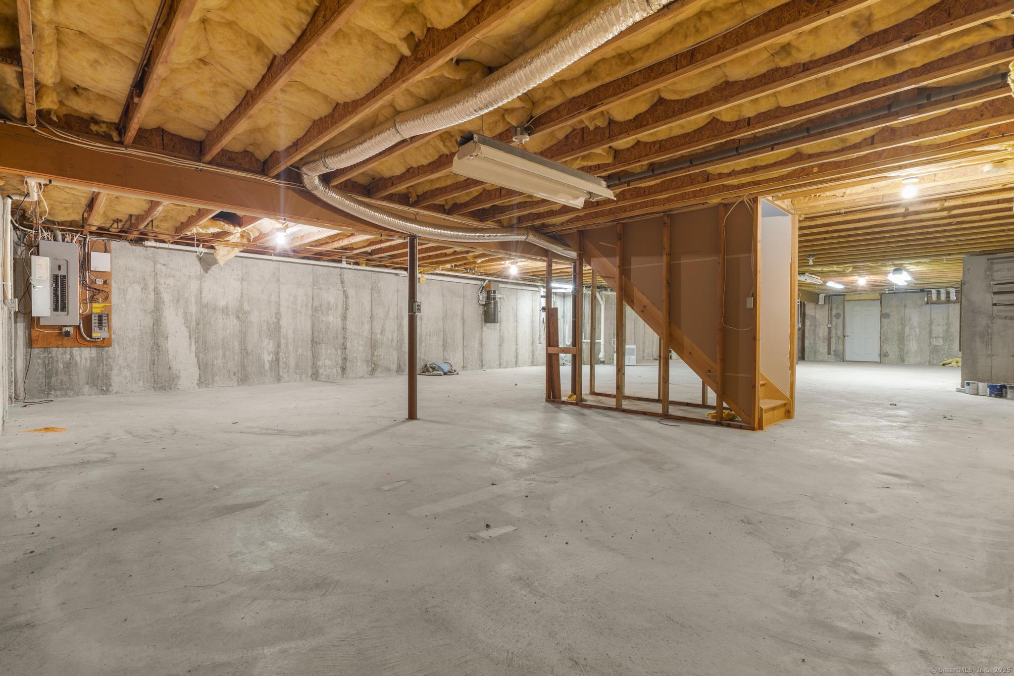 140 Village Street, North Branford, Connecticut image 34