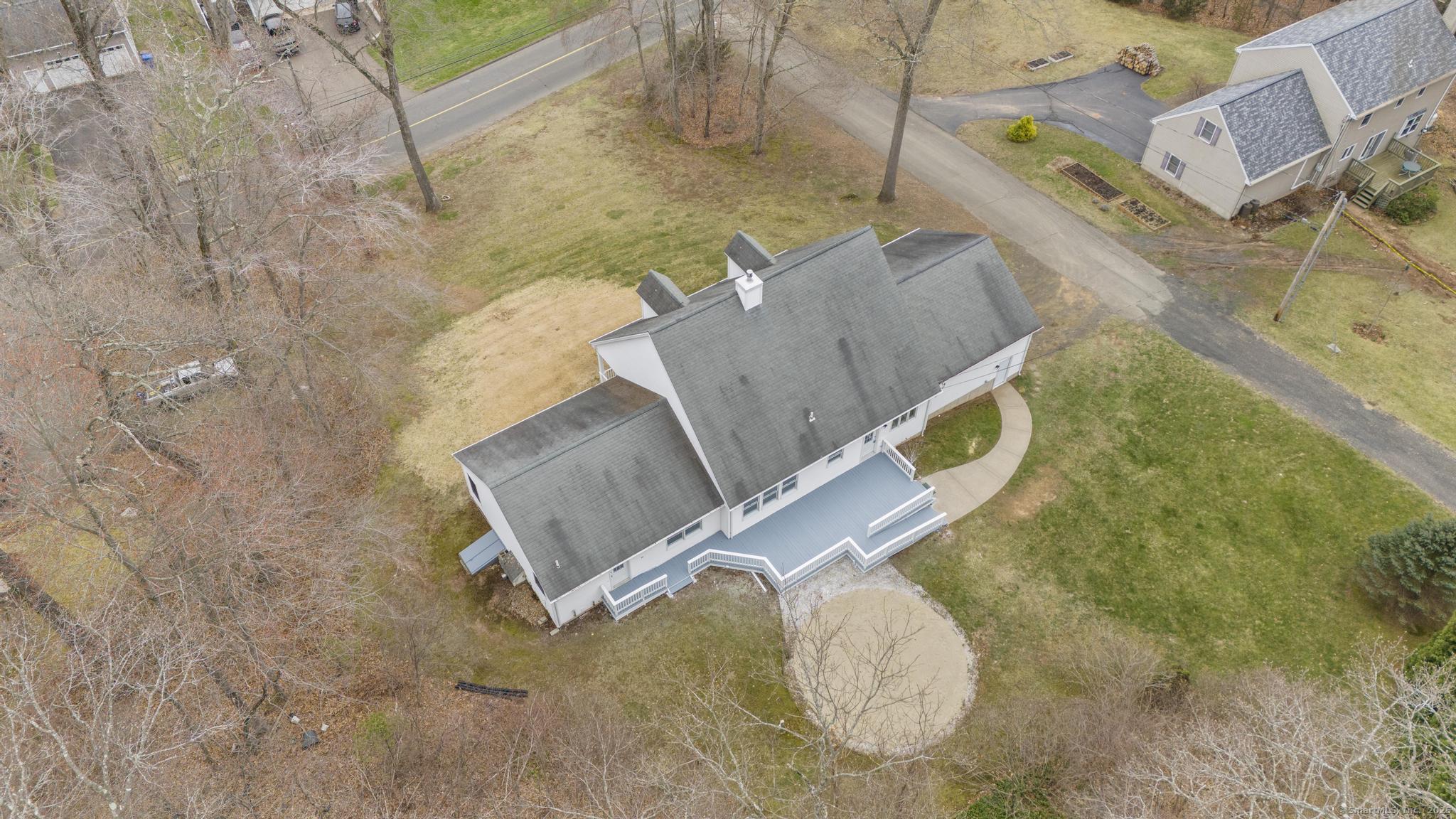 140 Village Street, North Branford, Connecticut image 8