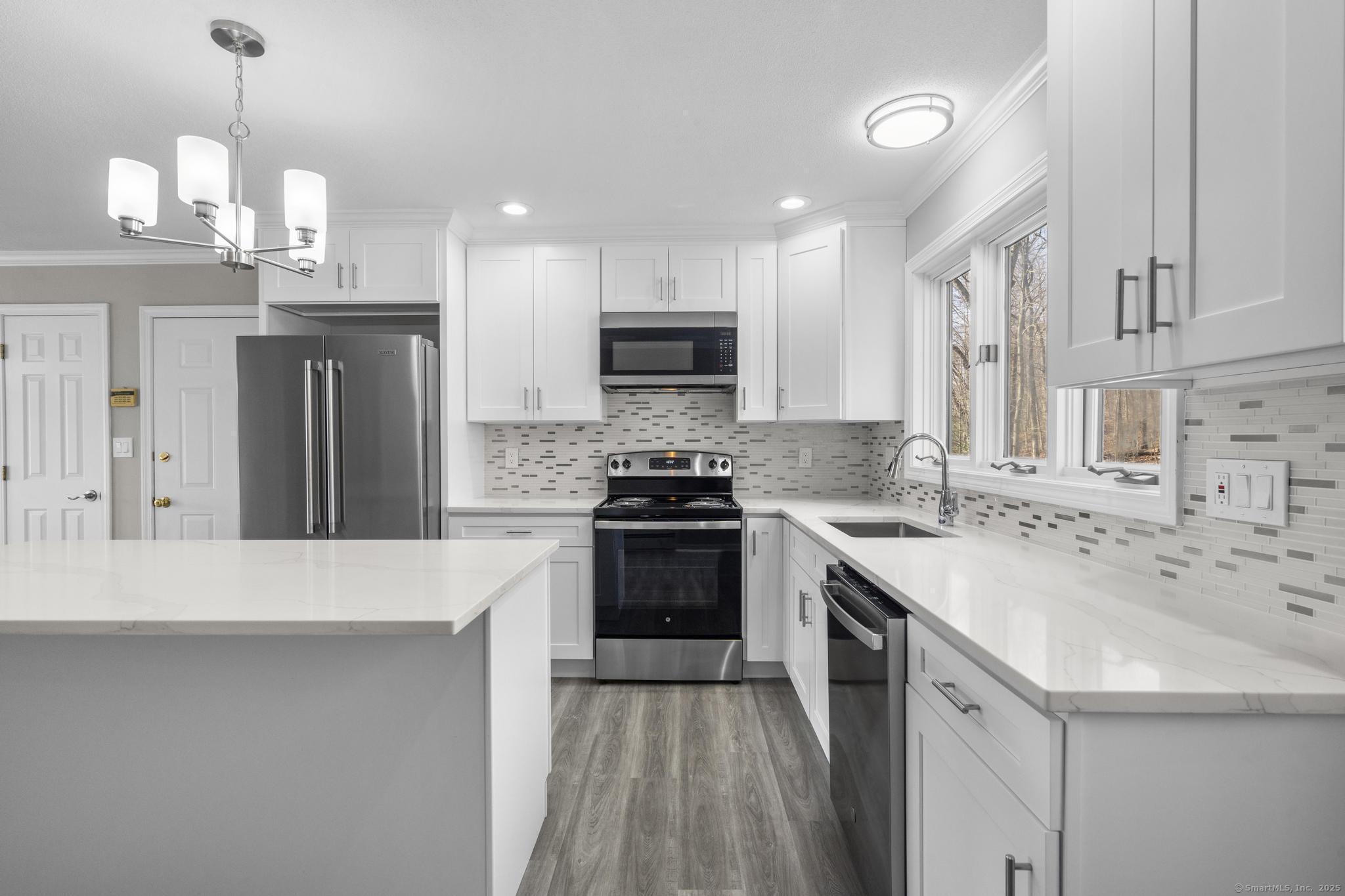 140 Village Street, North Branford, Connecticut image 13