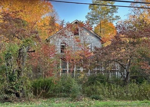 A home in Suffield