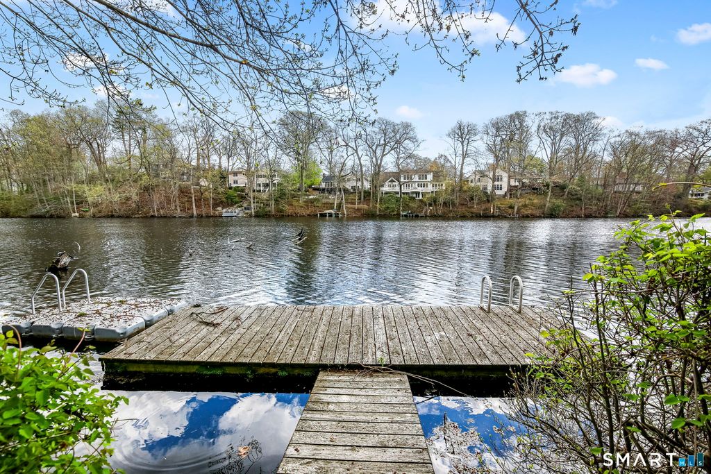 Photo of 185 Valley Road, Greenwich, CT 06807 (MLS # 24167767)