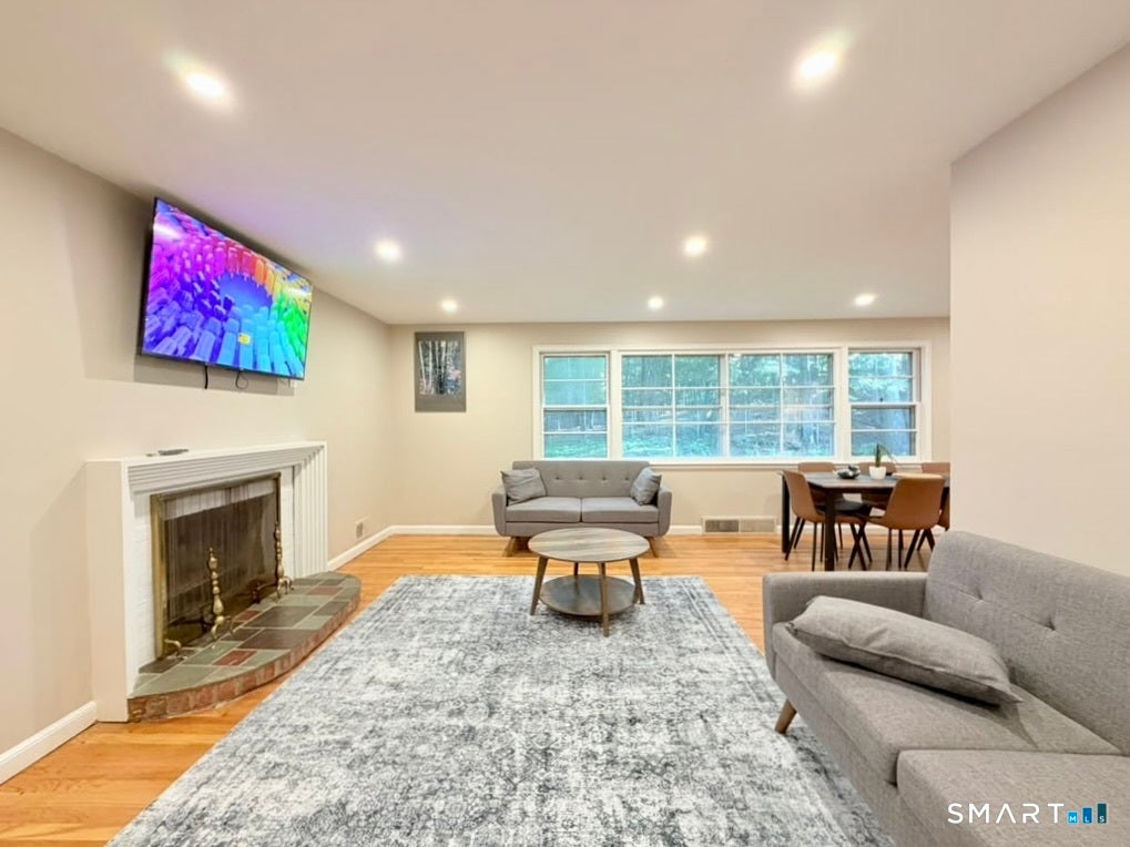 1 Long Hill Terrace