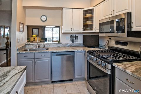 Tiny photo for 121 Watch Hill Road #121, Branford, CT 06405 (MLS # 24155724)