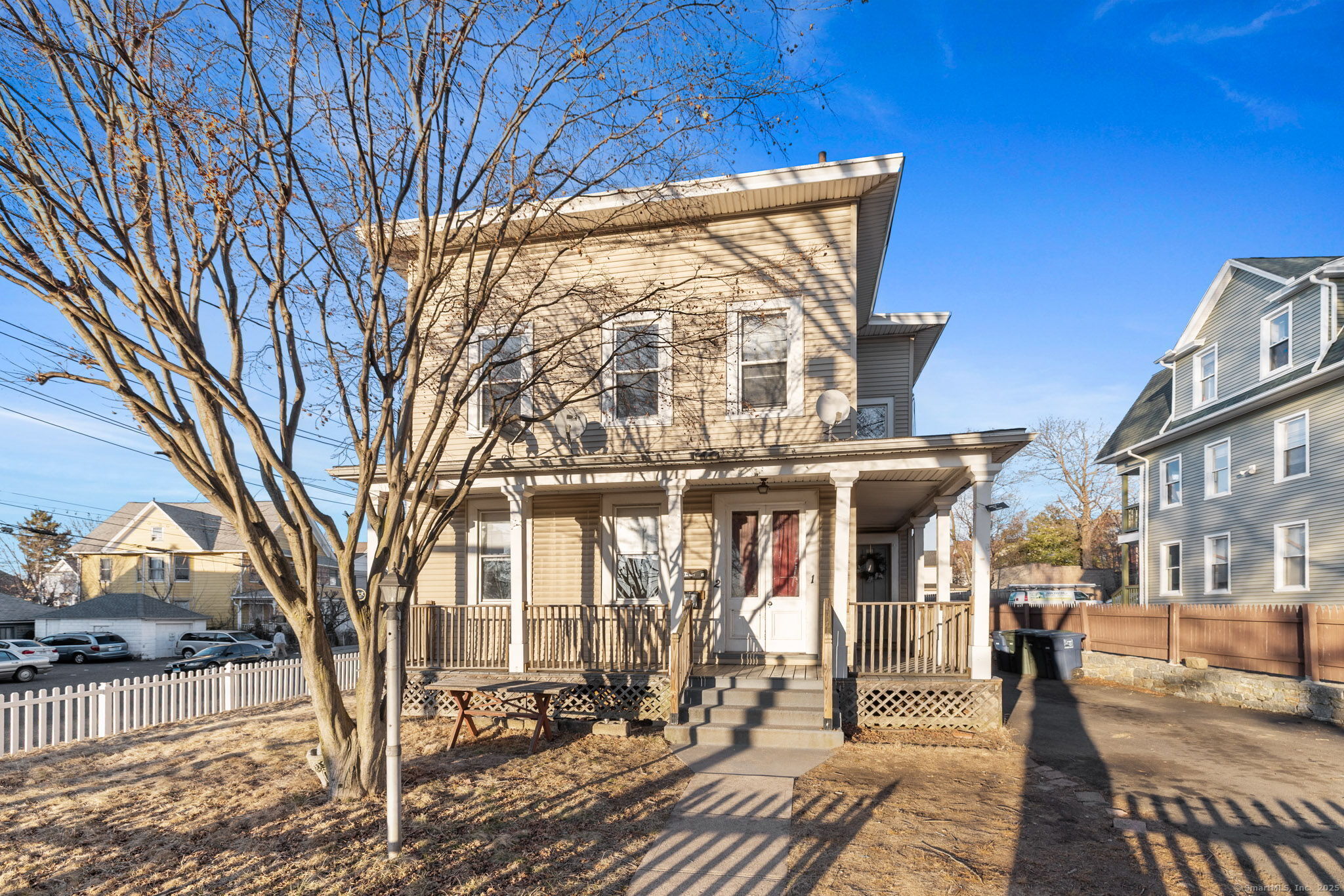 Property for Sale at Park Avenue, Bridgeport, Connecticut - Bedrooms: 5 
Bathrooms: 2 
Rooms: 9  - $499,900