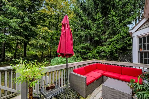 Tiny photo for 18 Woodbury Hill #18, Woodbury, CT 06798 (MLS # 24133803)