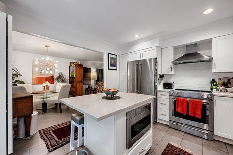 Tiny photo for 18 Woodbury Hill #18, Woodbury, CT 06798 (MLS # 24133803)