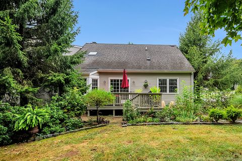 Tiny photo for 18 Woodbury Hill #18, Woodbury, CT 06798 (MLS # 24133803)
