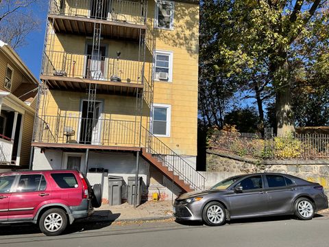 Photo of 22 Oak Street, Naugatuck, CT 06770 (MLS # 24136740)