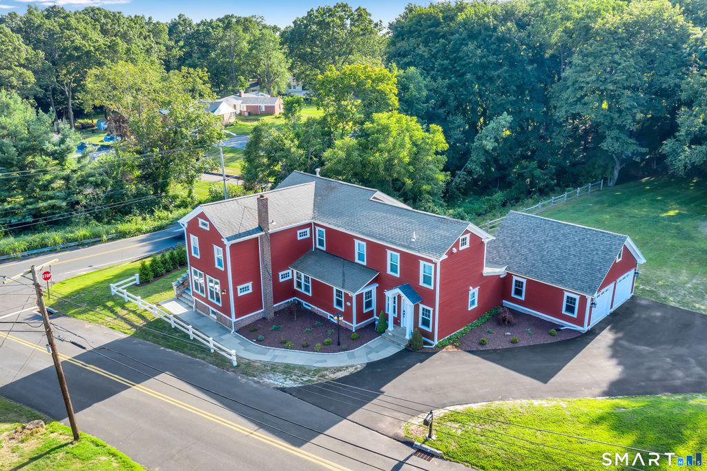 Photo of 2222 Ridge Road, North Haven, CT 06473 (MLS # 24154838)