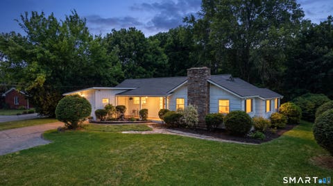 Photo of 2597 Albany Avenue, West Hartford, CT 06117 (MLS # 24188387)