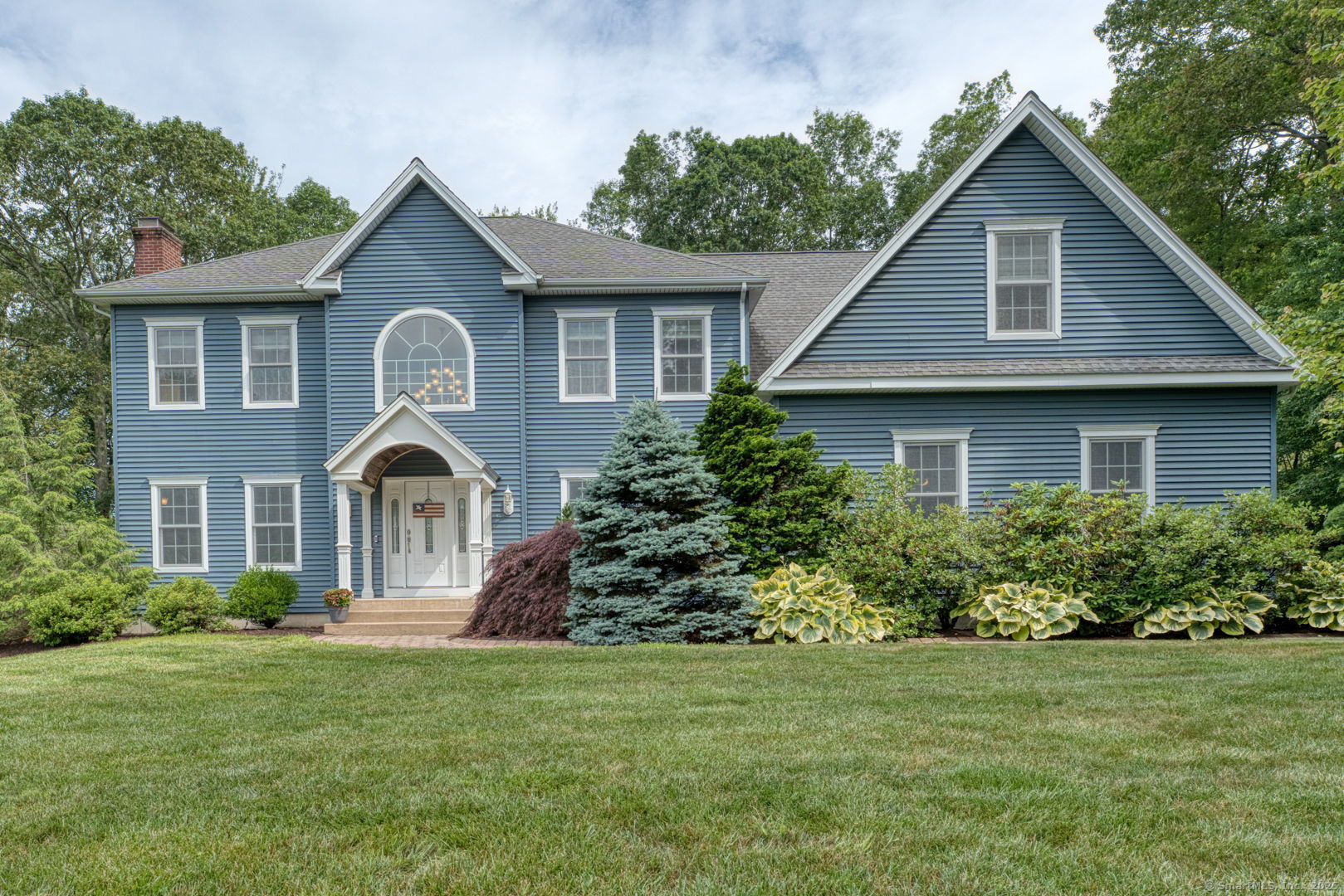 2 Warren Glen