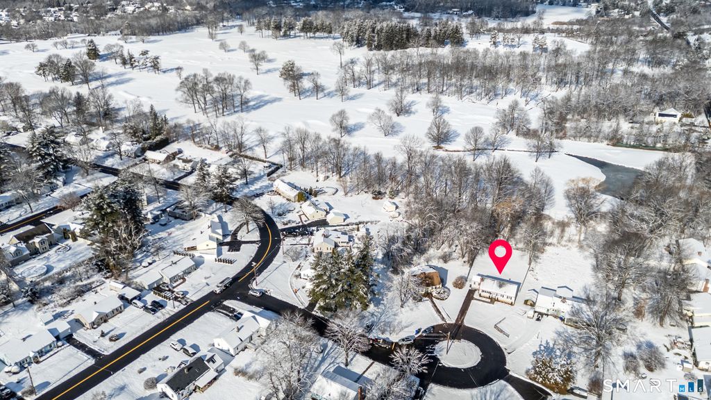 Photo of 22 Mohawk Circle, Newington, CT 06111 (MLS # 24150269)