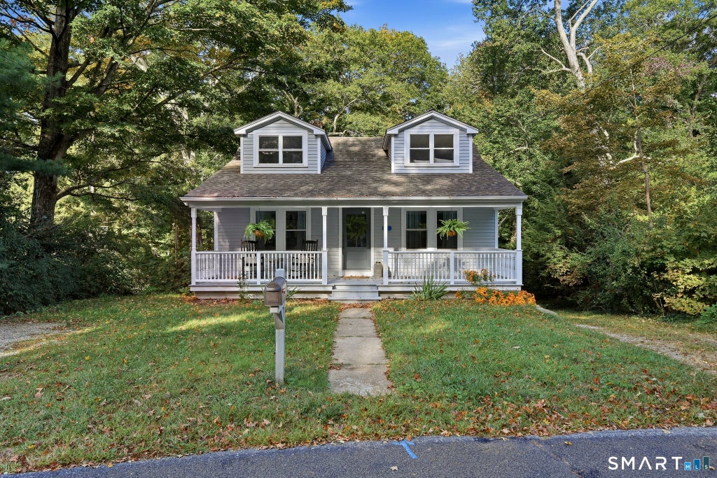 Photo of 32 Sunset Terrace, Essex, CT 06426 (MLS # 24206762)