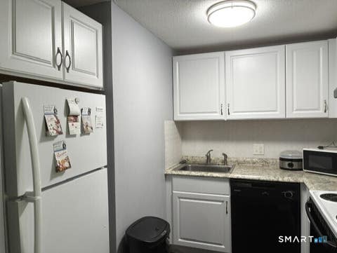 Tiny photo for 266 Burgundy Hill Lane #266, Middletown, CT 06457 (MLS # 24201336)