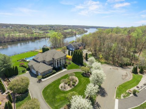 22 Nature Lane Shelton CT 06484