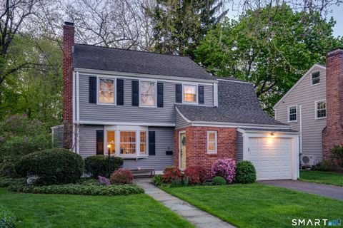 Photo of 66 Linbrook Road, West Hartford, CT 06107 (MLS # 24172101)