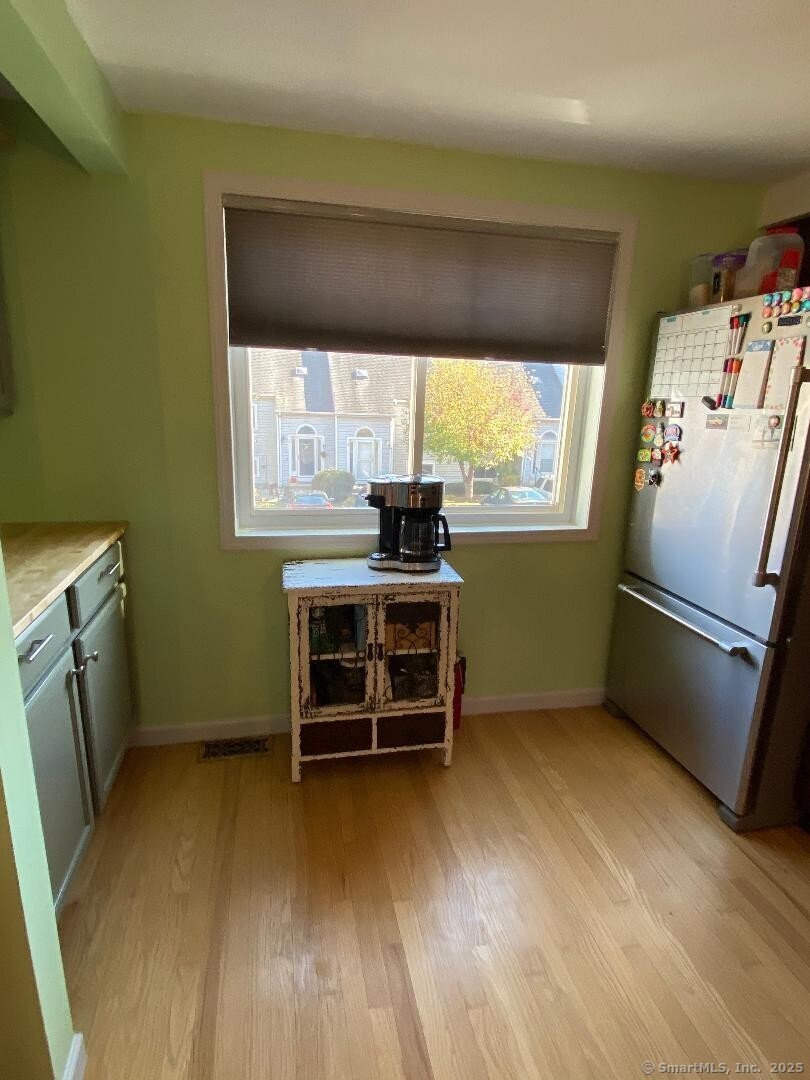 15 Clubhouse Drive 15