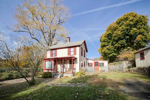 A home in New Milford