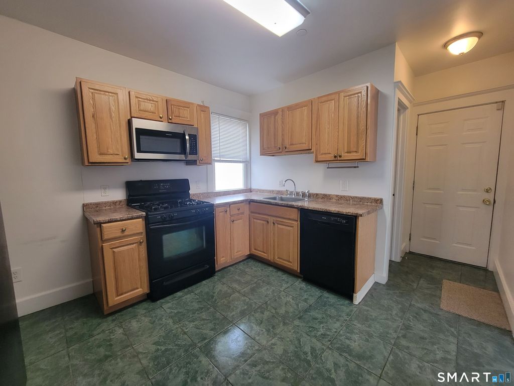 Photo of 67 Woodside Street #1, Stamford, CT 06902 (MLS # 24164831)