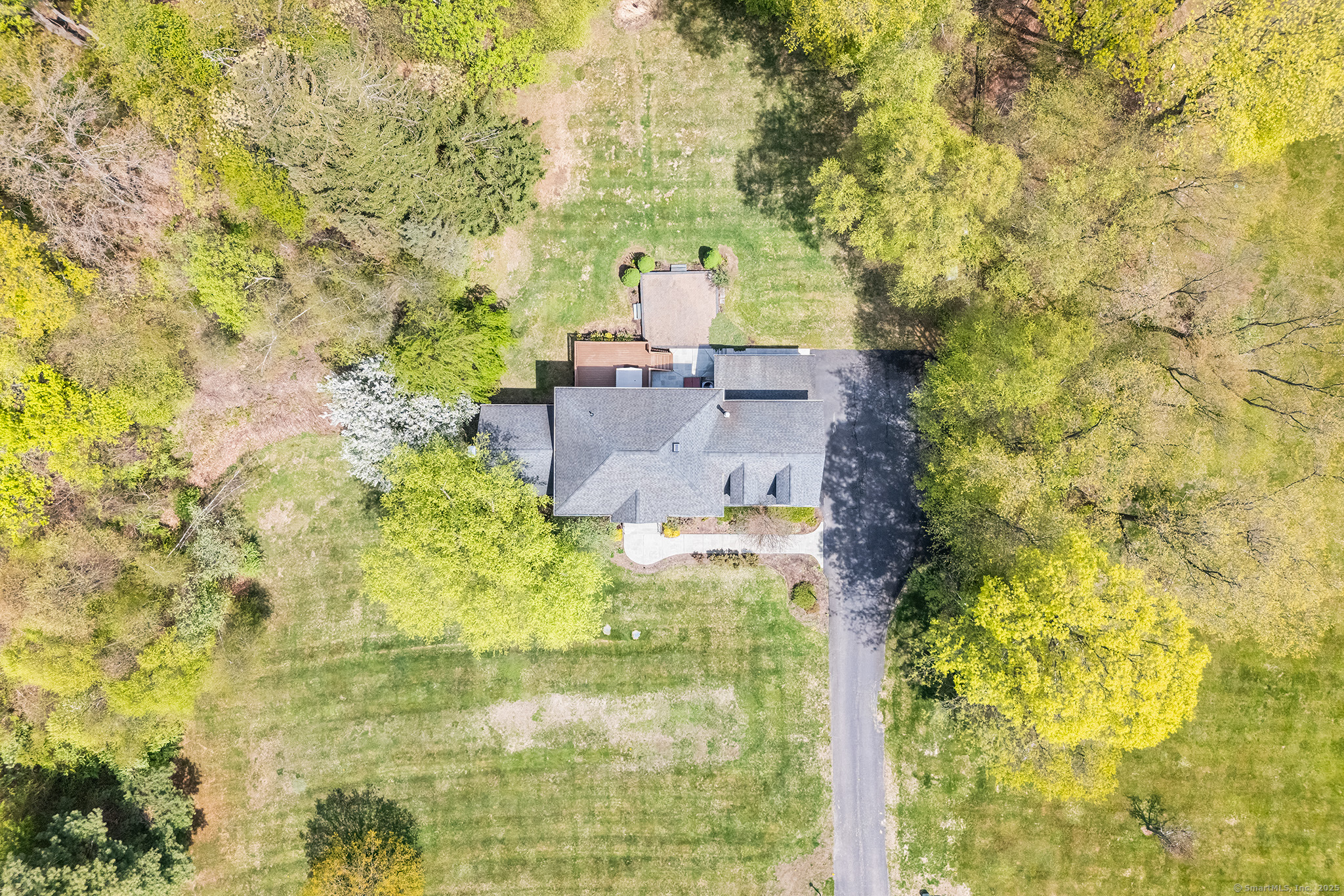 11 Aldo Drive, Woodbridge, Connecticut image 36