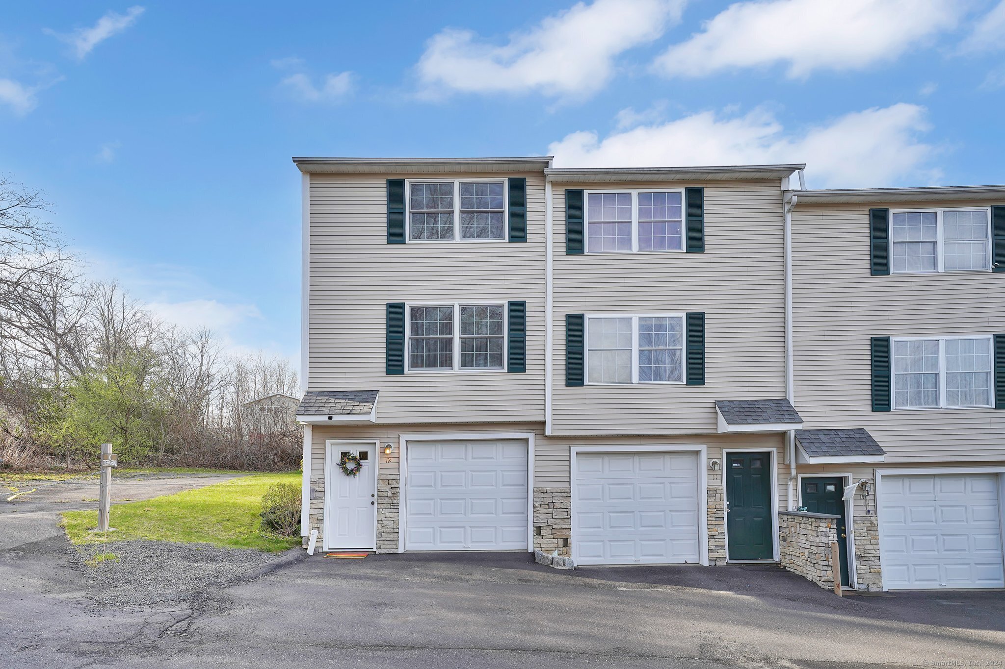 Property for Sale at 135 Bucks Hill Road Apt 12, Waterbury, Connecticut - Bedrooms: 2 
Bathrooms: 2 
Rooms: 4  - $174,900