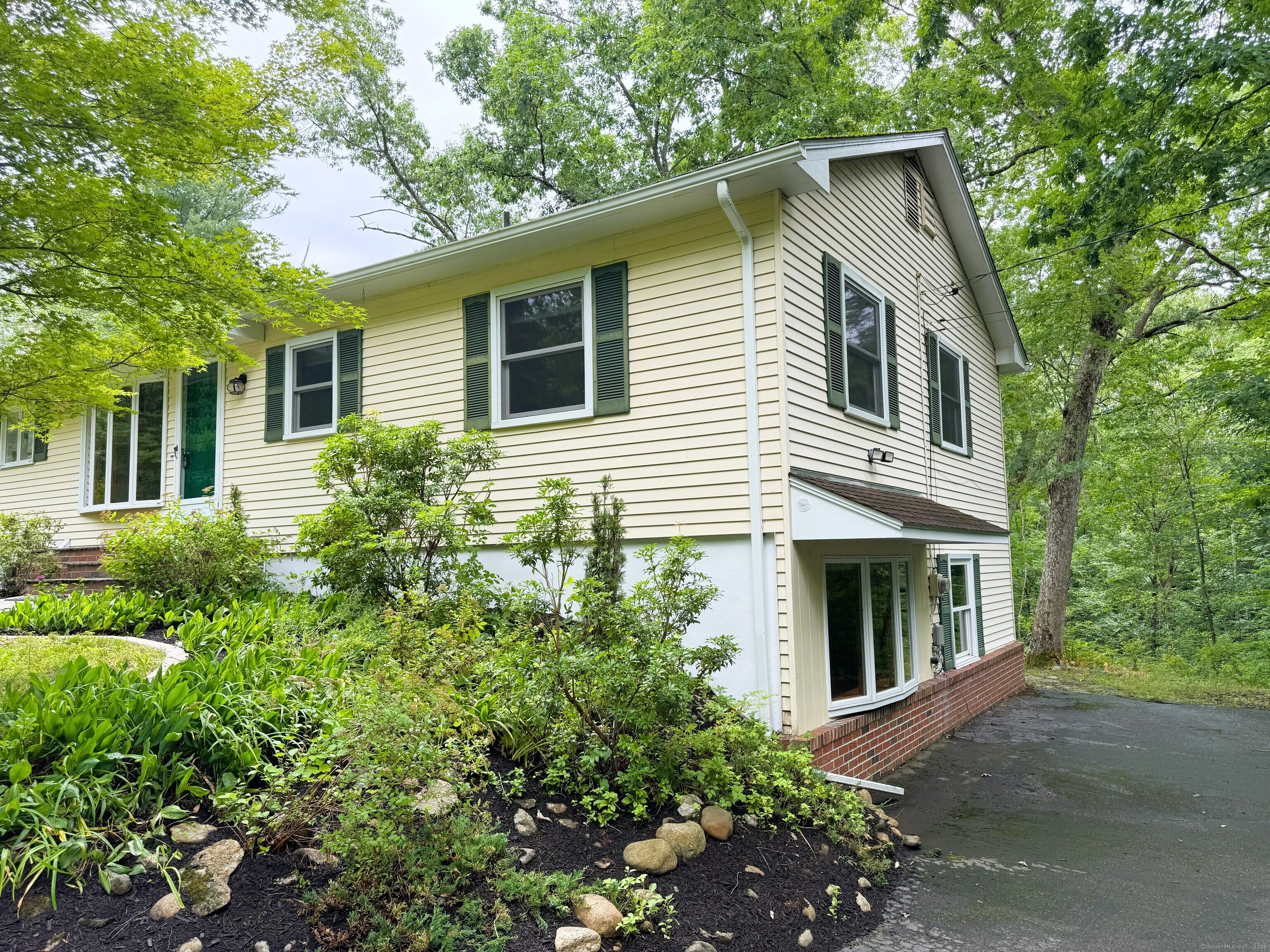 60 Olsen Drive