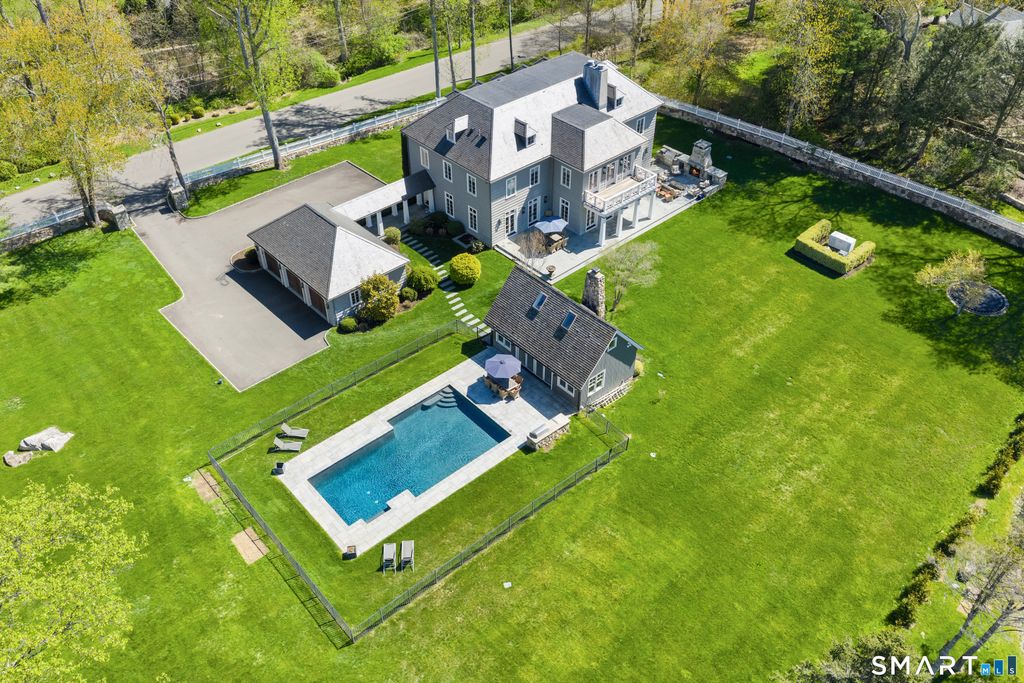 Photo of 24 Llewellyn Drive, New Canaan, CT 06840 (MLS # 24166713)