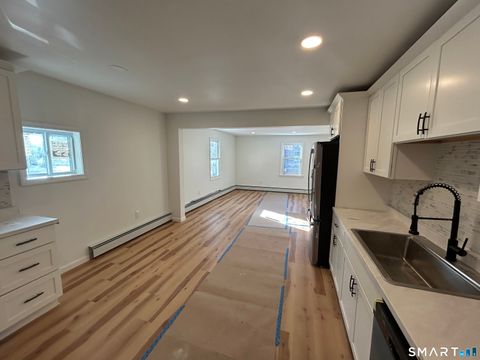 Tiny photo for 95 Cedar Street #2, Manchester, CT 06040 (MLS # 24145422)