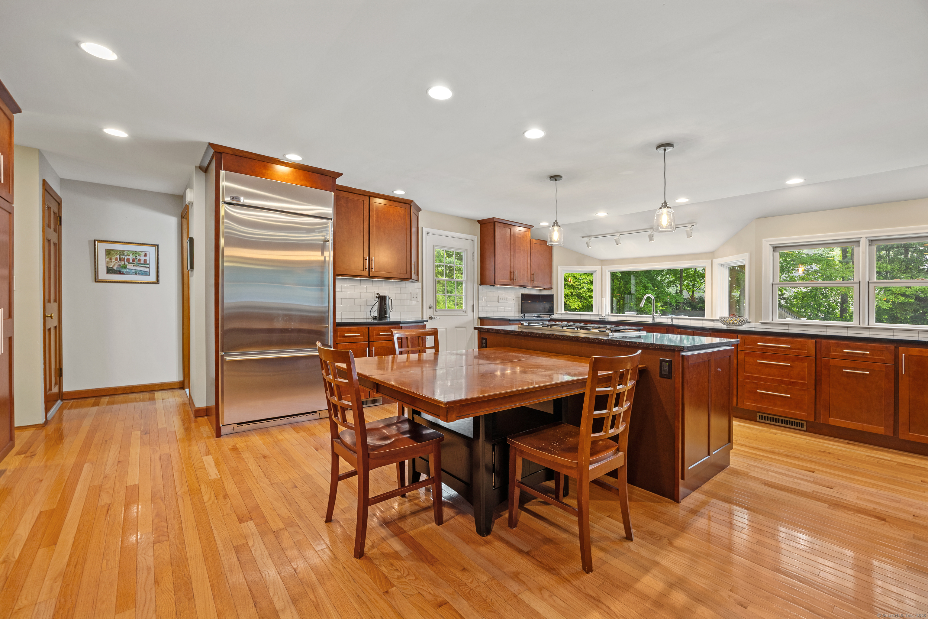 876 S Brooksvale Road, Cheshire, Connecticut image 6