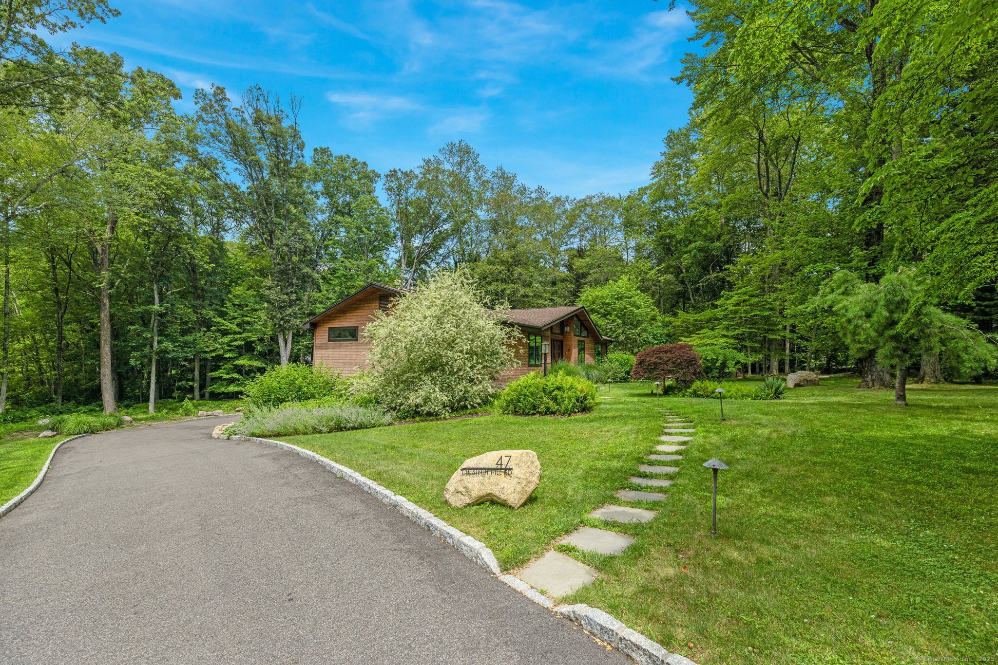 47 Chestnut Hill Road