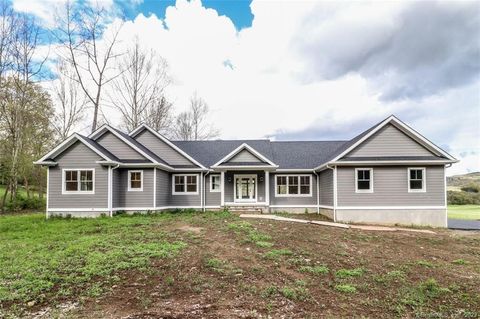 Tiny photo for 32 Long River Road, Sherman, CT 06784 (MLS # 24148218)