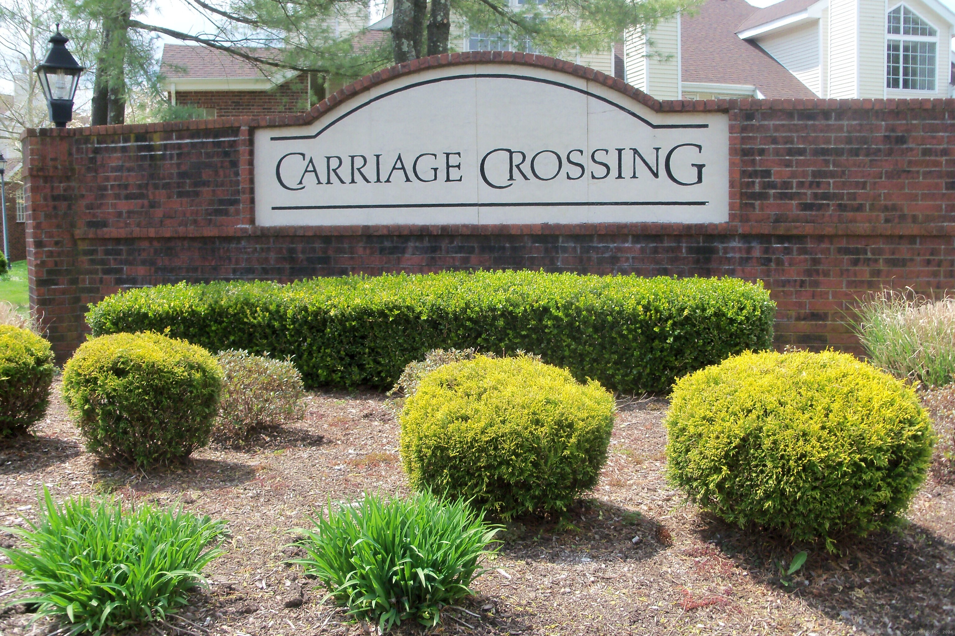 11 Carriage Crossing Lane 11, Middletown, Connecticut - 2 Bedrooms  
2 Bathrooms  
4 Rooms - 