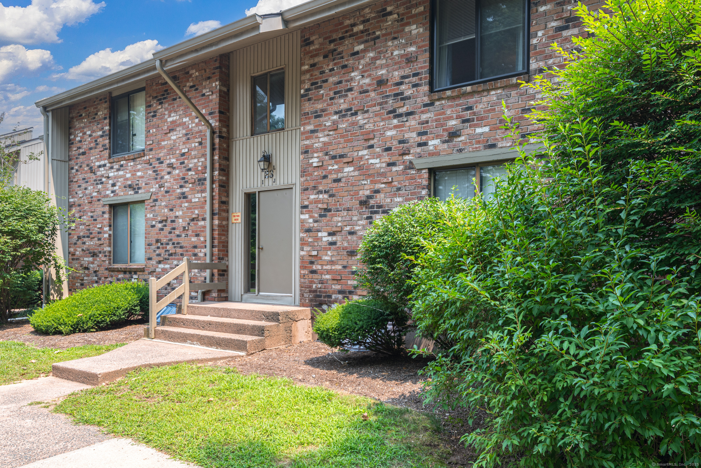 23 Amato Drive APT L